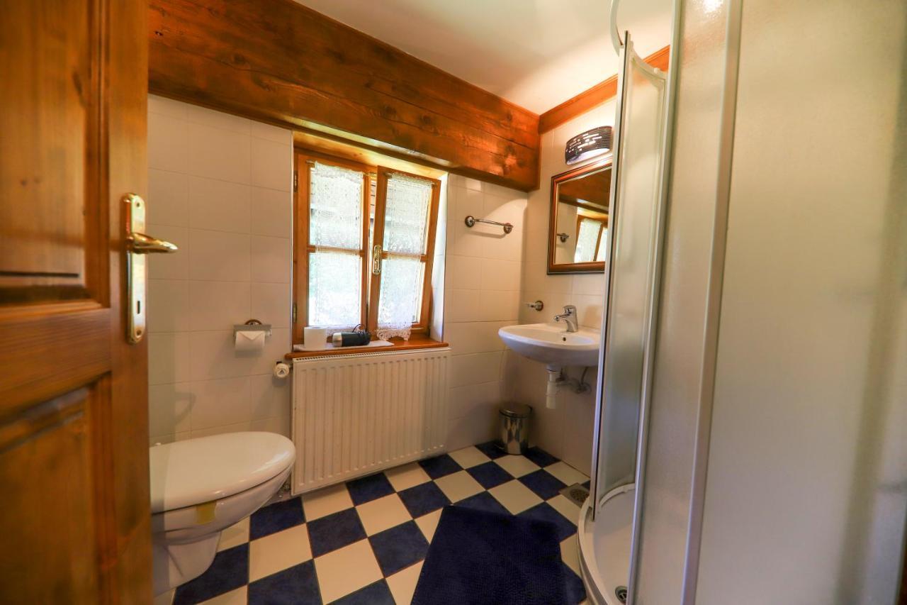 Country House Na Skaluc Guest House Lasko Exterior photo